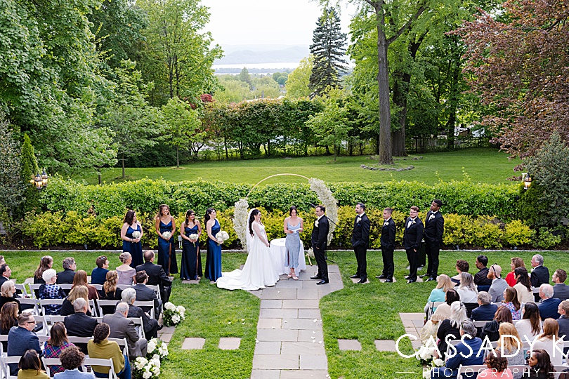 Marriage ceremony at Briarcliff Manor 